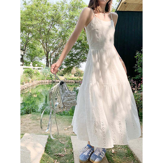 <曾小咸推荐>法式无袖白色吊带连衣裙女气质 商品图1