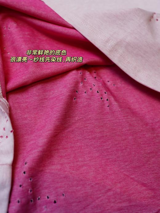 花花团满天星系列T恤｜黑白双色修身显瘦满天星短款小上衣+四色烫钻五角星宽松oversize休闲T恤、两款可选！特别好搭减龄～时髦随性又显瘦、轻松穿出女大学生即视感～日常通勤、出门游玩都可搭～ 商品图5