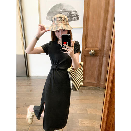 <曾小咸推荐>现货秒杀！微信超特价！设计感扭结收腰显瘦开叉连衣裙 日常159.99 立减80 秒杀79.99！ 商品图3
