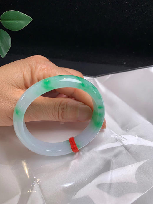 612947，54.3阳绿贵妃，颜色辣阳绿，条型也不错，干净清爽 商品图5