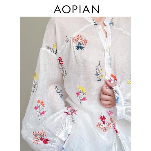 奥篇小花束植物刺绣 法式度假风 宽松灯笼袖清爽透气苎麻衬衫 商品图3