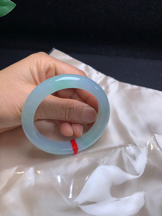 612944，54.8冰甜绿底手镯，清新甜绿底色，整体清爽干净，油润干净 商品图5