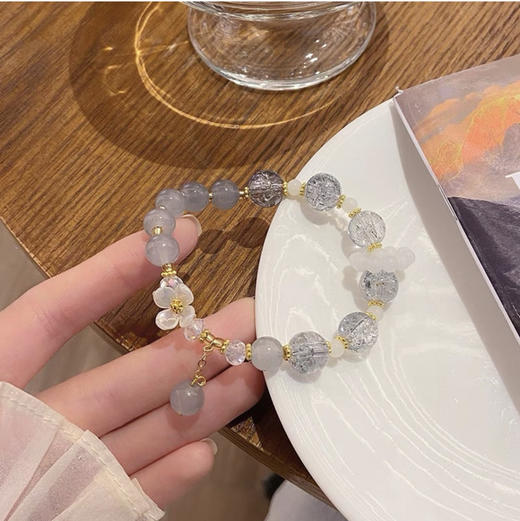 仙女风甜美清新多彩玻璃珠手串ins花朵手链小礼品（颜色随机） 商品图2