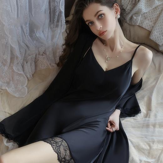 【YW】无忧购深V聚拢加胸垫纯欲顺滑缎面睡裙舒适外袍套装5610（截单后3-5天发货) 商品图3