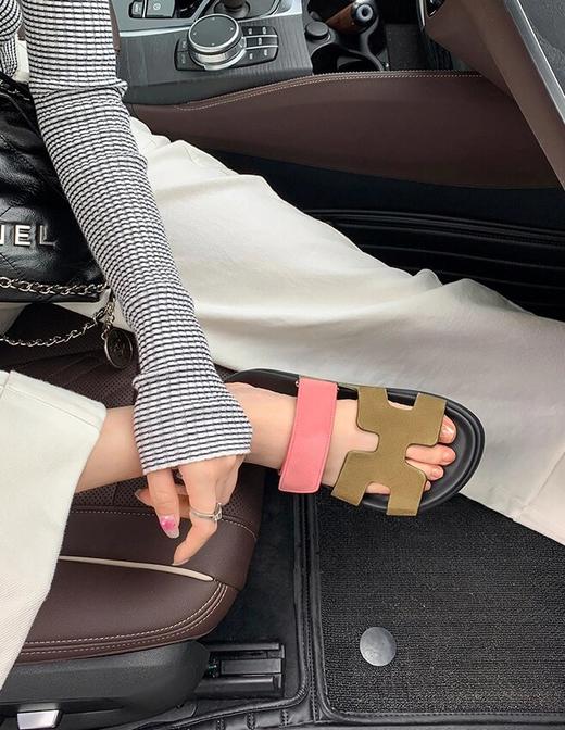 爱马仕二舅拖鞋 全系列升级#垫脚做法改牛皮丝印（HC） 商品图6