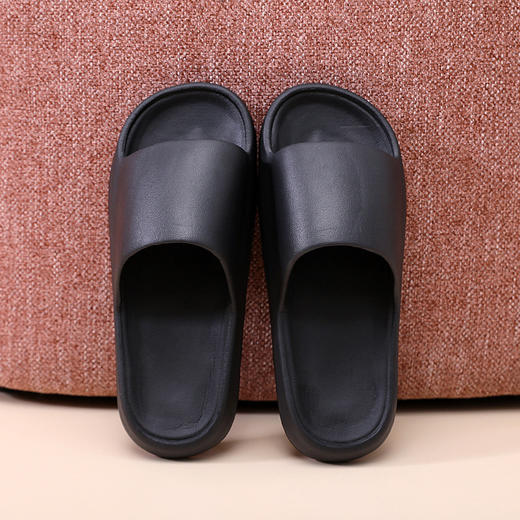 【福利❗️9.9抢🔥云感拖鞋】脚感轻盈，被舒适包裹，仿如踩在云端般！新款家用夏居家防滑情侣厚底静音洗脚家居鞋★美物社 商品图7