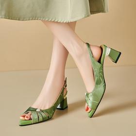 【预售5天】真皮鱼嘴粗跟时装凉鞋夏季新款拼色珍珠镂空一字带旗袍走秀高跟鞋SY&F23023