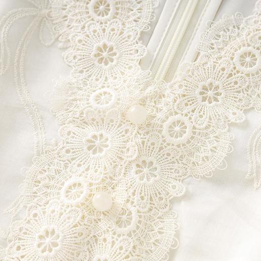 「高货wl」全新升级【铂金会员358/天猫479/差价121】(00505)洛诗琳法式设计感V领连衣裙2025夏季刺绣蕾丝收腰裙子女 商品图2