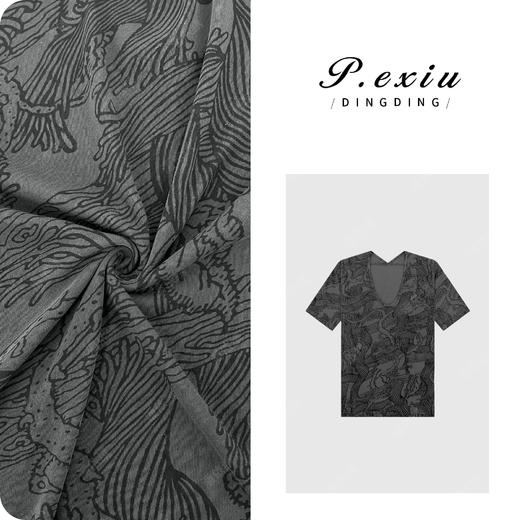 04-3潘依绣丁丁宠粉PanYiXiu/潘依绣【黑灰格调】100%棉暗纹款高级感U领短袖 W-62815 商品图0