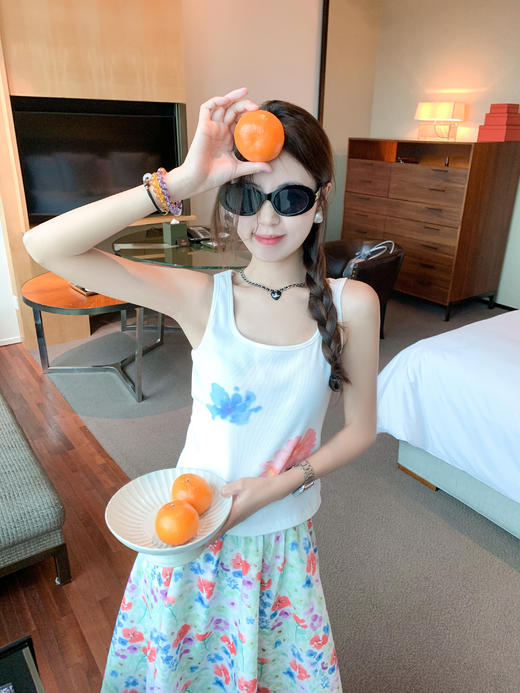 <曾小咸推荐>现货秒杀！卖完不补 ！微信粉丝打折价！！ 花色半裙 日常129.99/件 立减50 秒杀79.99/件！！ 商品图13