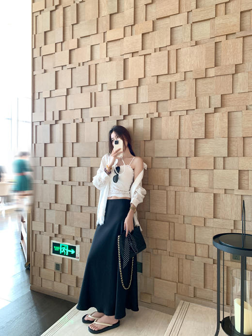 【折后再享2件88折】微信粉丝打折价！重工蕾丝拼接镂空防晒衬衫 日常189.99/件 立减50 秒杀139.99/件！！ 商品图5