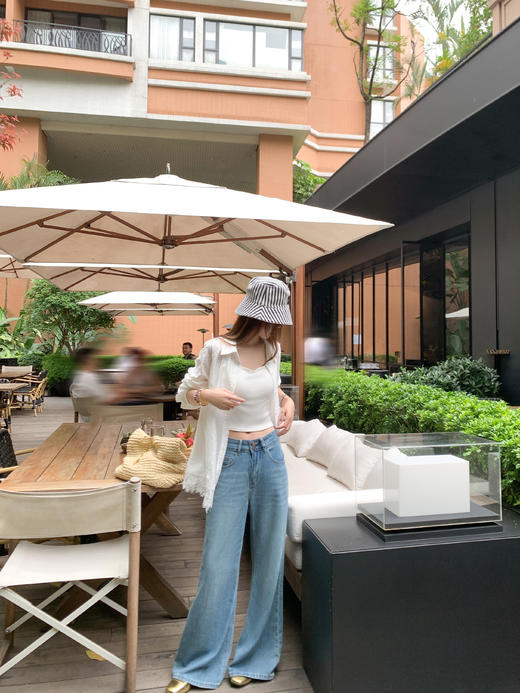 【折后再享2件88折】微信粉丝打折价！重工蕾丝拼接镂空防晒衬衫 日常189.99/件 立减50 秒杀139.99/件！！ 商品图9