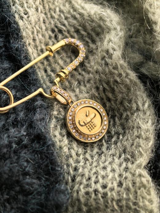 科沁金币万能扣镶钻吊坠 商品图0