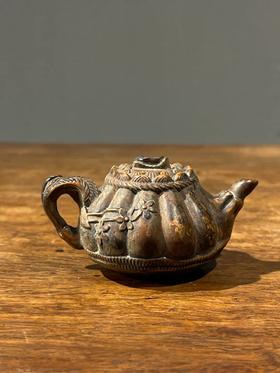 黄杨木雕梅花纹茶壶形摆件，顺丰包邮