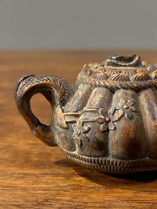 黄杨木雕梅花纹茶壶形摆件，顺丰包邮 商品图12