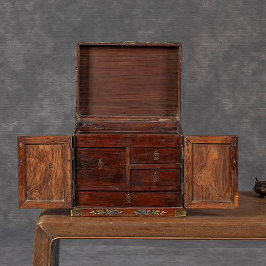 清早期	黄花梨百宝嵌多子多福多寿三多图平顶官皮箱 商品图4