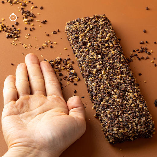 企鹅市集|意大利Venchi 鱼子酱状夹心巧克力排块/排棒 开心果榛子酱/薄荷黑巧/榛子黑巧 商品图6