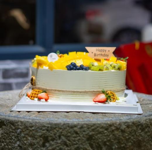 因有你更好（10寸，国产动物奶油+新鲜芒果脆啵啵夹心 商品图0