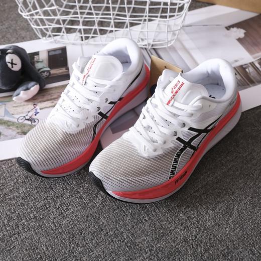 【专属】高端系列新款#Asics亚瑟士MAGIC SPEED 3回弹透气缓震轻量碳板竞速跑鞋！超强的缓震、透气以及百搭、让人无法抗拒！ 商品图5