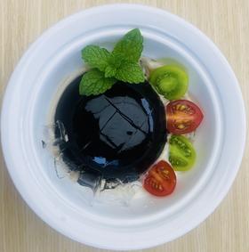 养生解暑龟苓膏