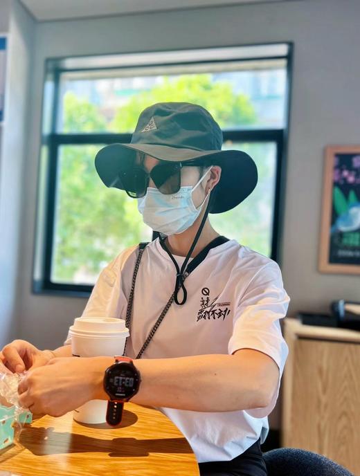 四色acg渔夫帽！官网1000➕，遮阳防晒神器，经典的潮酷风，太 nice好看的不要不要的巨防嗮，巨百搭  商品图1