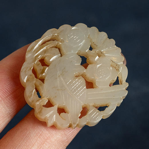 清	玉透雕花鸟纹圆牌挂饰 商品图4