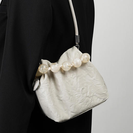 【预售3天】新中式珠子包个性小众包包串珠手提斜跨包GZ2622 商品图0