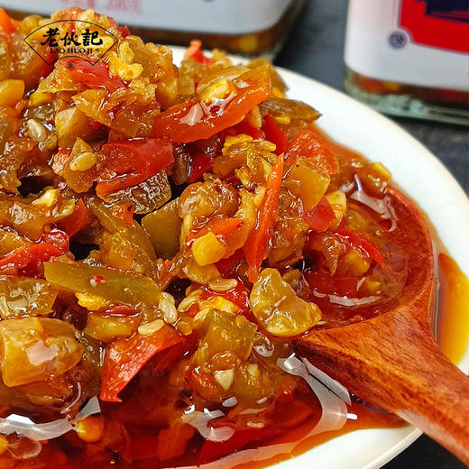 【鲜辣双椒酱200g瓶装】老伙记川派辣椒酱 即食下饭拌面拌饭辣椒酱 四川特色调味酱 爽辣可口 传统手工匠作  无化学添加 多种新鲜辣椒 口感超好 商品图4