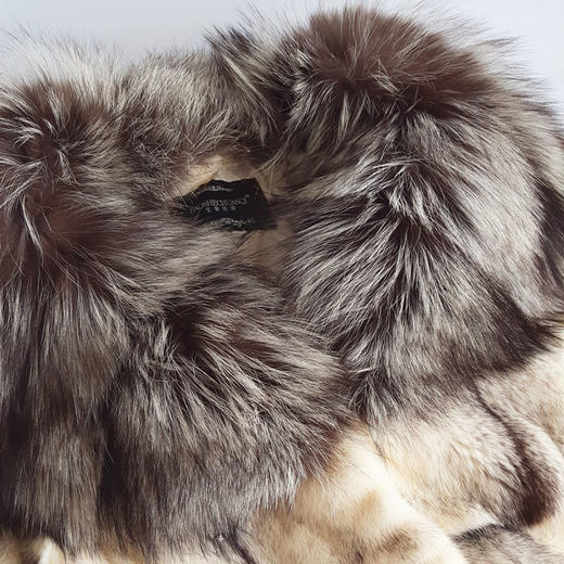 【95新】白色大毛领中长款貂皮外套女士M号现售价：5700！090525NJS02 商品图2