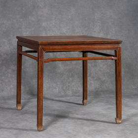 清早期	黄花梨束腰罗锅枨马蹄腿八仙桌