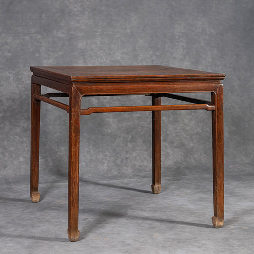 清早期	黄花梨束腰罗锅枨马蹄腿八仙桌 商品图0