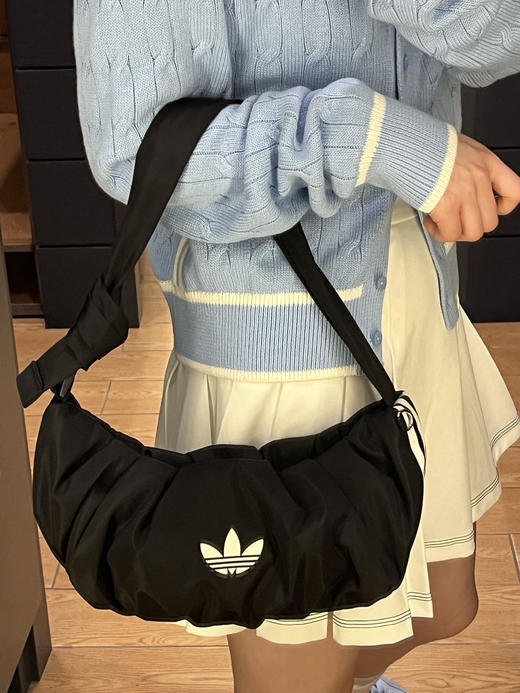 时髦精𝐀滴云朵牛角包 商品图4