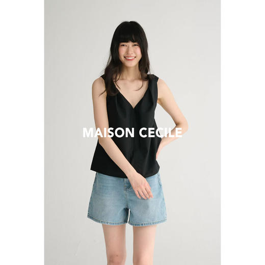 MAISON CECILE 两色/法式极简设计感V领宽松无袖扭结背心 商品图3