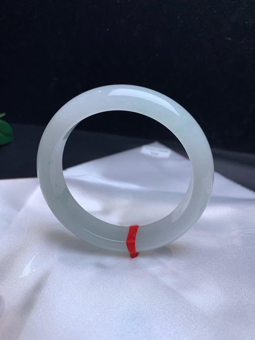 612958，56冰飘花手镯，冰底清爽，版型好，整体干净秀美。飘清新灵动花色 商品图2