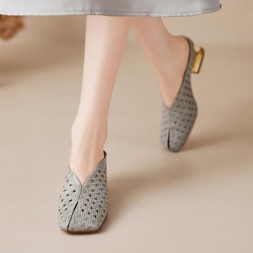 【预售5天】气质编织半拖鞋夏季新款方头洞洞凉拖女真皮高粗跟镂空拖MBJR&6909 商品图2