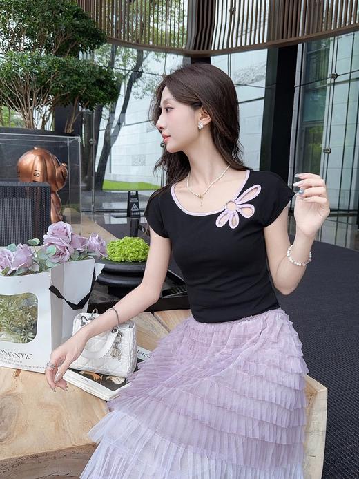 张心子【雏菊镂空T】夏日镂空显瘦收腰气质T恤上衣 U2505032 商品图9