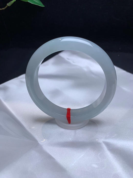 612955，57白月光手镯。清新白月光，清清爽爽，干净细腻，很秀气 商品图3