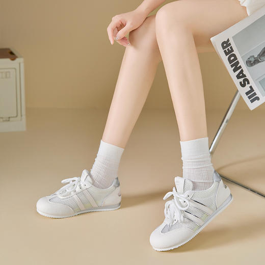 西遇夏季网面德训鞋女新款百搭平底小白鞋透气轻便薄底运动鞋K1256837 商品图3