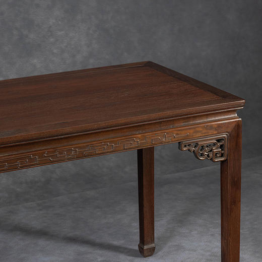 清	红木束腰马蹄腿拐子纹画桌 商品图3