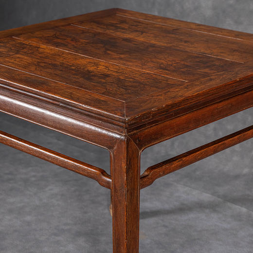 清早期	黄花梨束腰罗锅枨马蹄腿八仙桌 商品图3