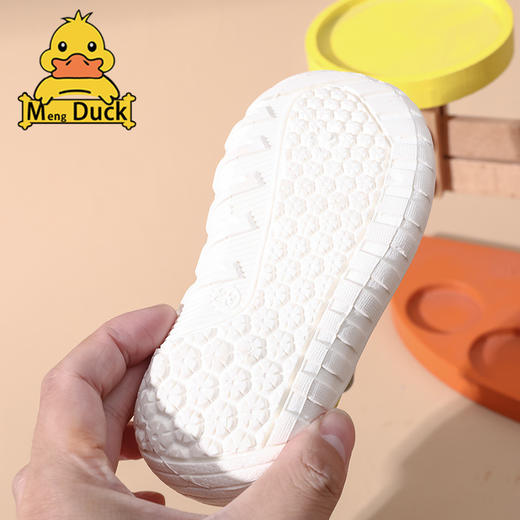 【别看我丑，但我上脚很舒服~畅玩春夏出游季】小黄鸭新款小孩鞋子 男宝宝女儿童透气单网 镂空休闲运动鞋-QQ 商品图1