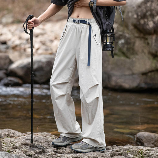 LUCKY DEER情侣款防泼水时尚伞兵裤 商品图1