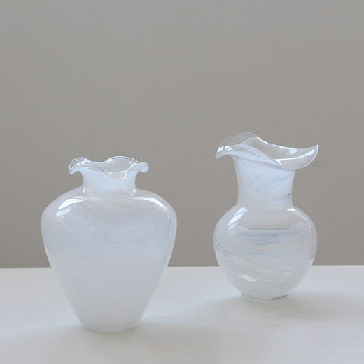 现代简约创意花边口白色渐变纹大肚子玻璃花瓶鲜花餐桌居家电视柜 商品图4