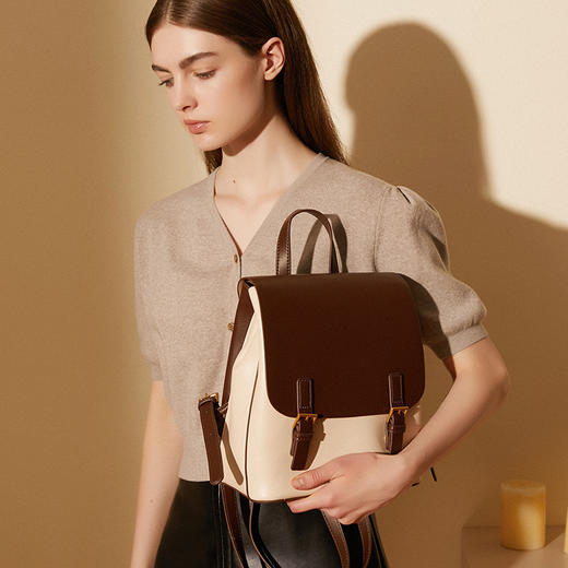 【预售3天】2025新款双肩包简约背包女双肩大容量旅行背包GZ2287 商品图1