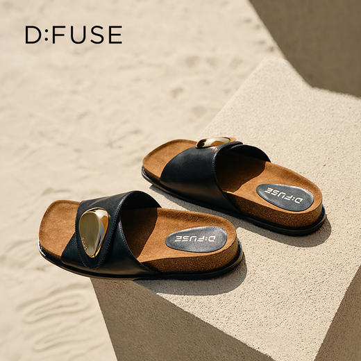 Dfuse迪芙斯2025夏季新款复古拖鞋金属扣一字带勃肯鞋凉拖女鞋DFD2110056 商品图3