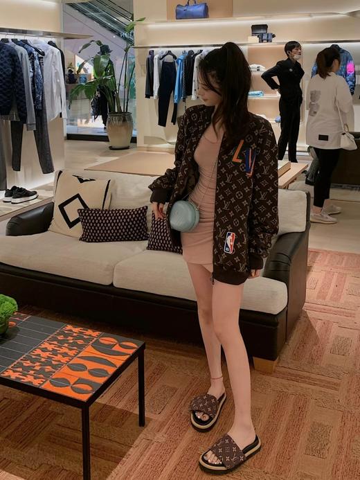 驴家 𝙇𝙤𝙪𝙞𝙨 𝙑𝙪𝙞𝙩𝙩𝙤𝙣 x 草间弥生联名款 十周年限定款+经典款合集 老花拖鞋 （HC） 商品图10