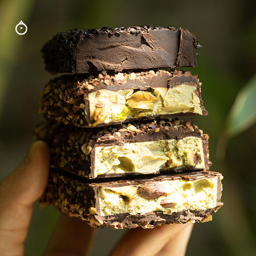 企鹅市集|意大利Venchi 鱼子酱状夹心巧克力排块/排棒 开心果榛子酱/薄荷黑巧/榛子黑巧 商品图8