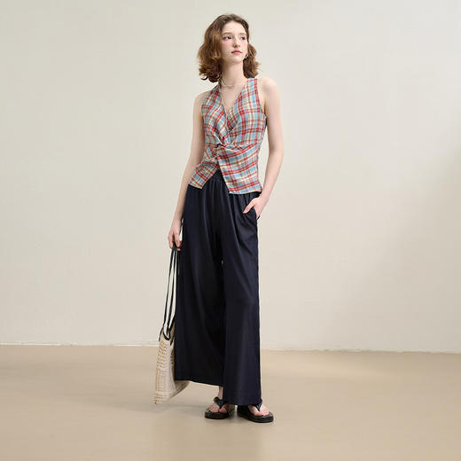 西遇垂感阔腿裤套装女夏季新款格子无袖挂脖短款上衣两件套K0050933 商品图1