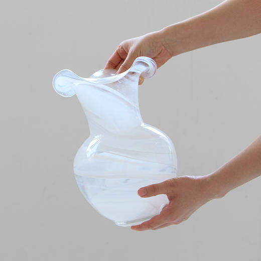 现代简约创意花边口白色渐变纹大肚子玻璃花瓶鲜花餐桌居家电视柜 商品图5