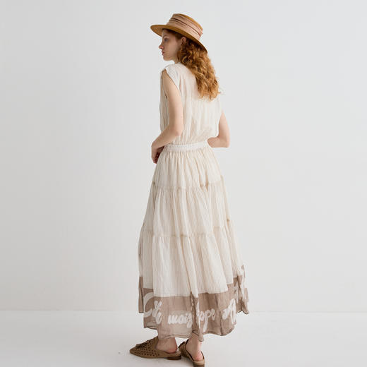 谜底连衣裙无袖女2025夏新品复古风通勤拼接合身X型长裙252ML0606 商品图2